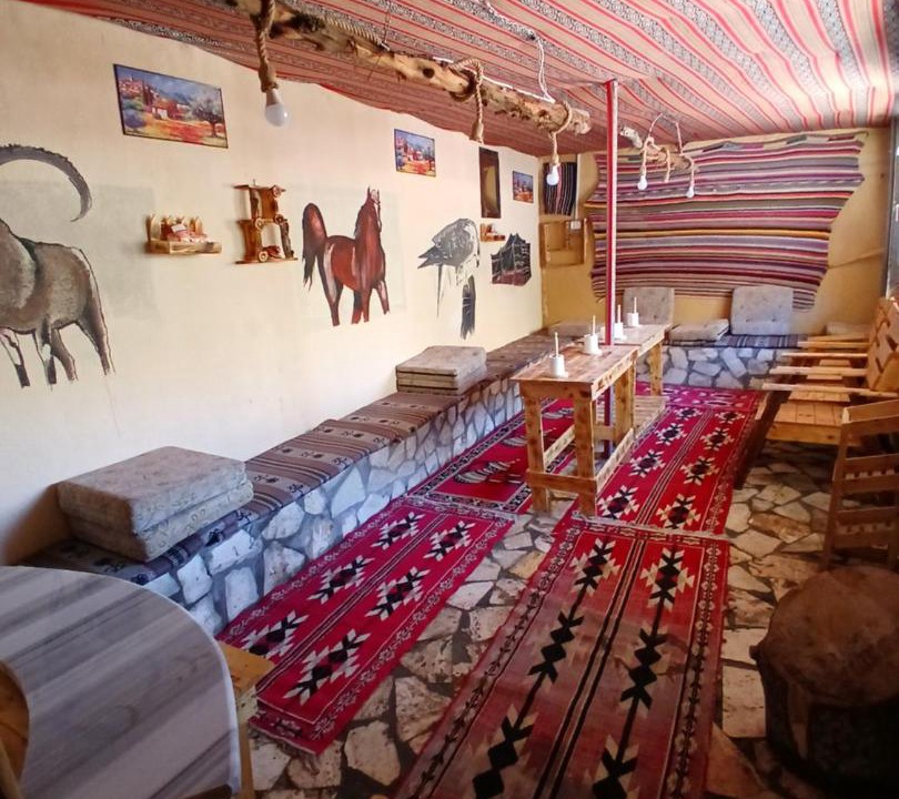Photo of Others in Dana