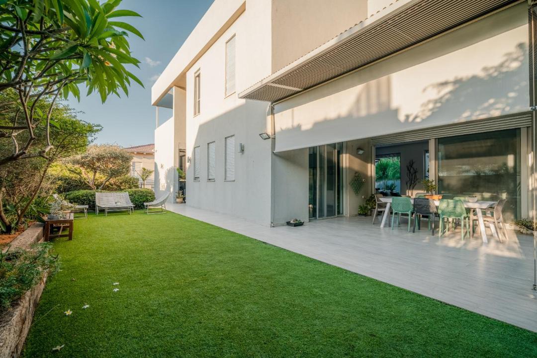 Photo of Others in Hadera