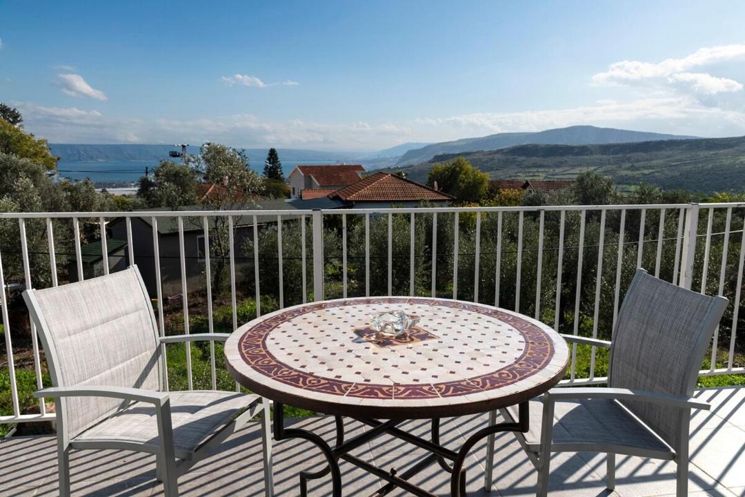 Photo of Patio Balcony in Livnim