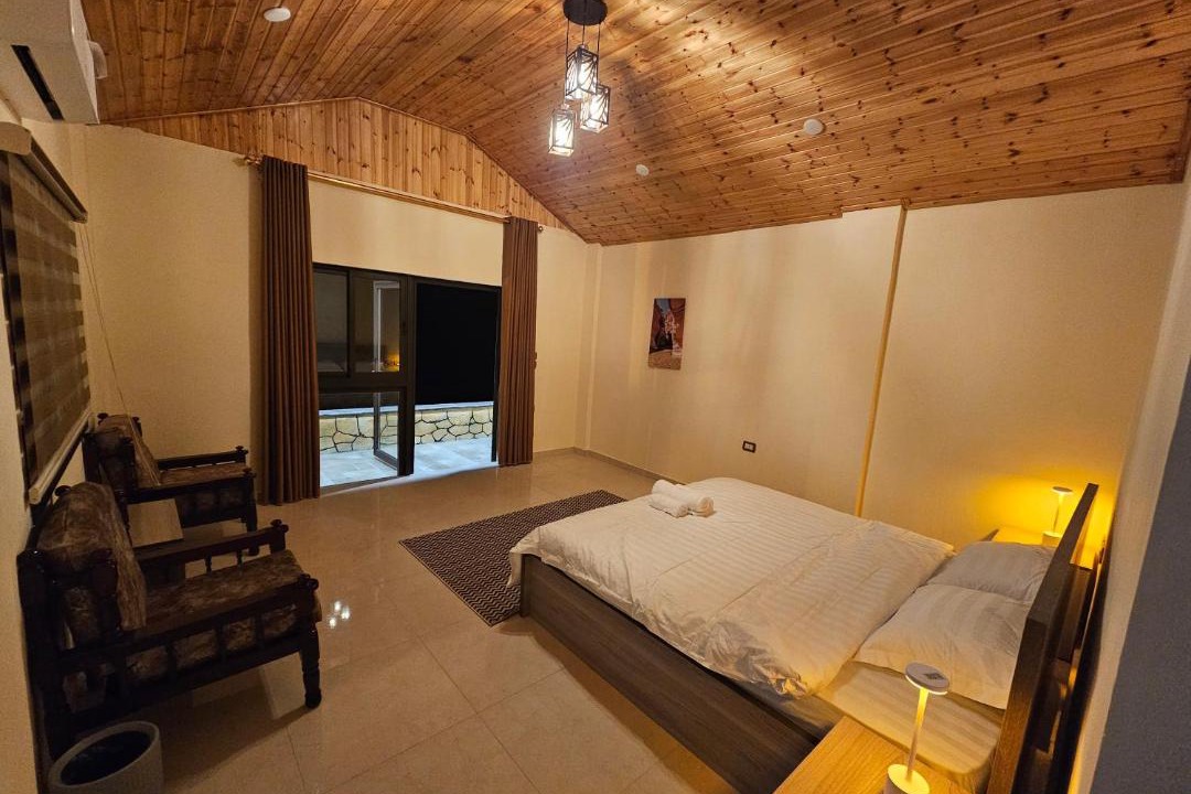Photo of Bedroom in At-Tafilah