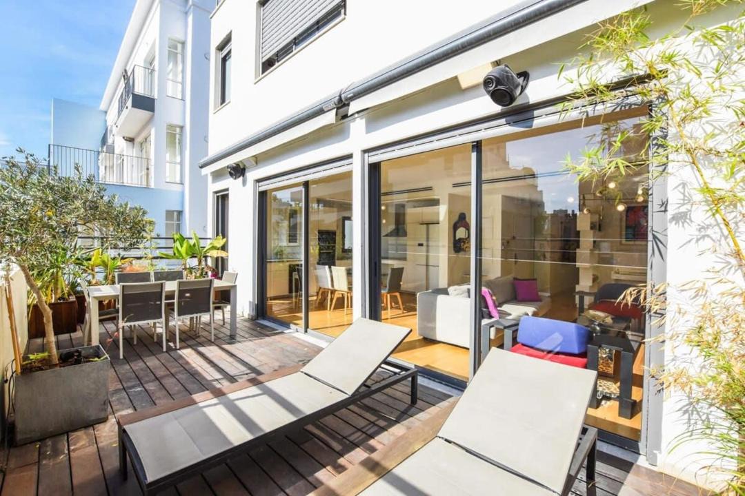 Photo of Patio Balcony in Tel Aviv City Center