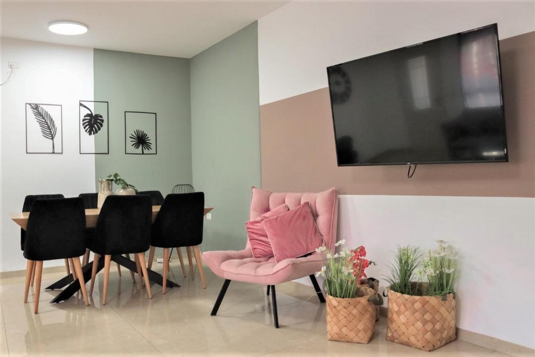 Photo of Livingroom in Peqiin Hadasha