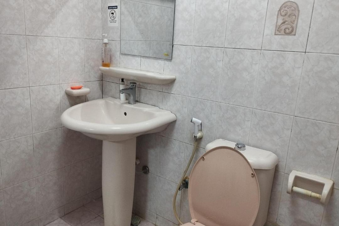 Photo of Bathroom in Al Ghubrah Ash Shamaliyyah
