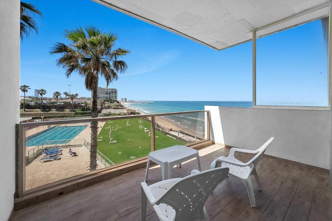Photo of Patio Balcony in Herzliya Pituach
