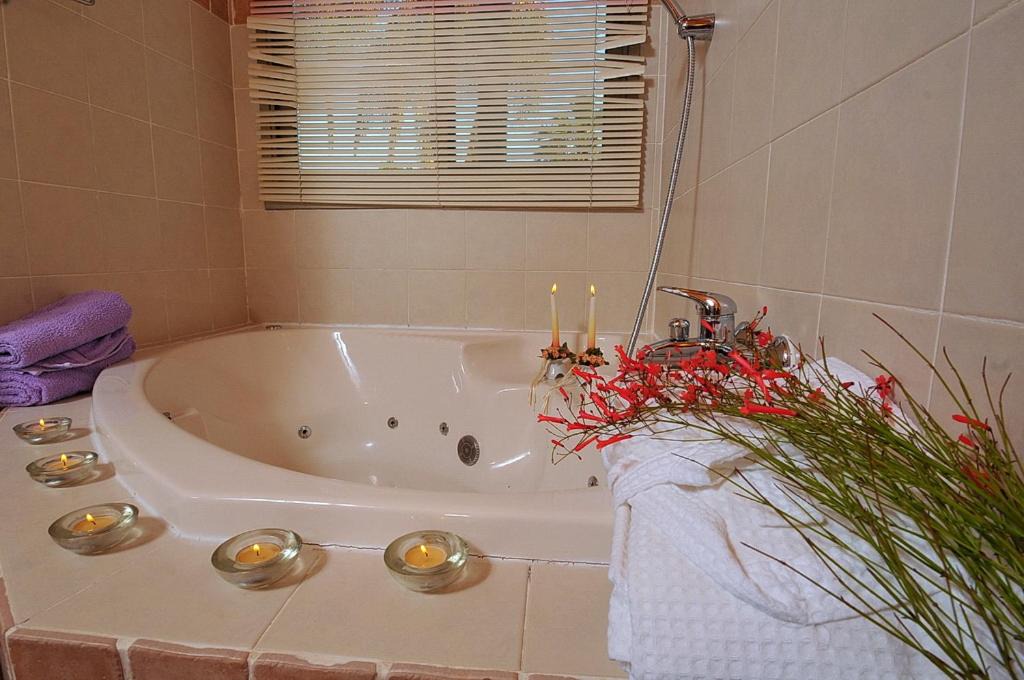 Photo of Bathroom in Kahal