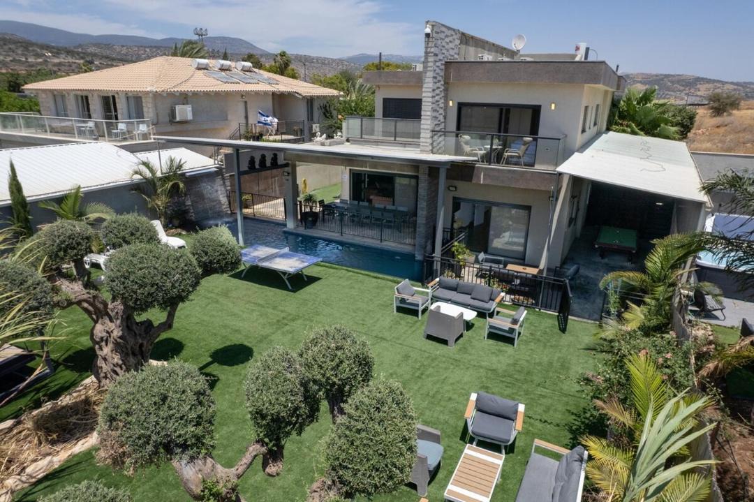 Photo of Others in Vered Hagalil