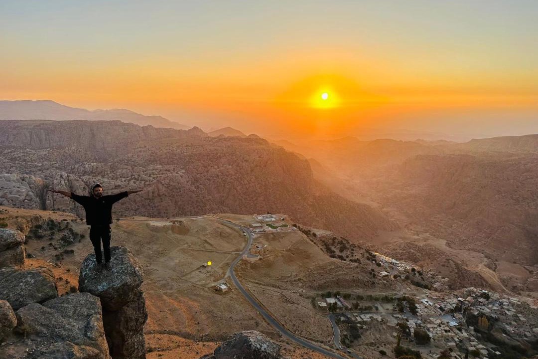 Photo of Human In Picture in Dana