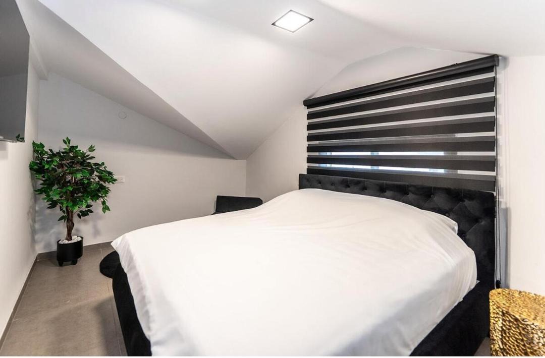 Photo of Bedroom in Qiryat Shemona