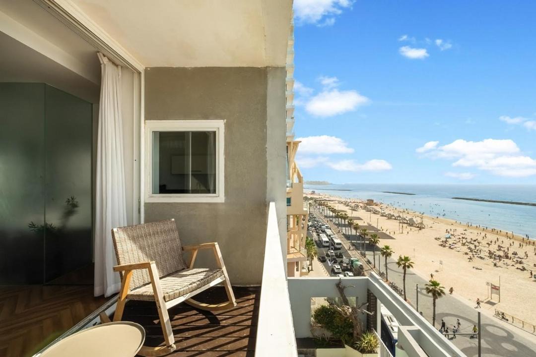 Photo of Patio Balcony in Tel Aviv Promenade