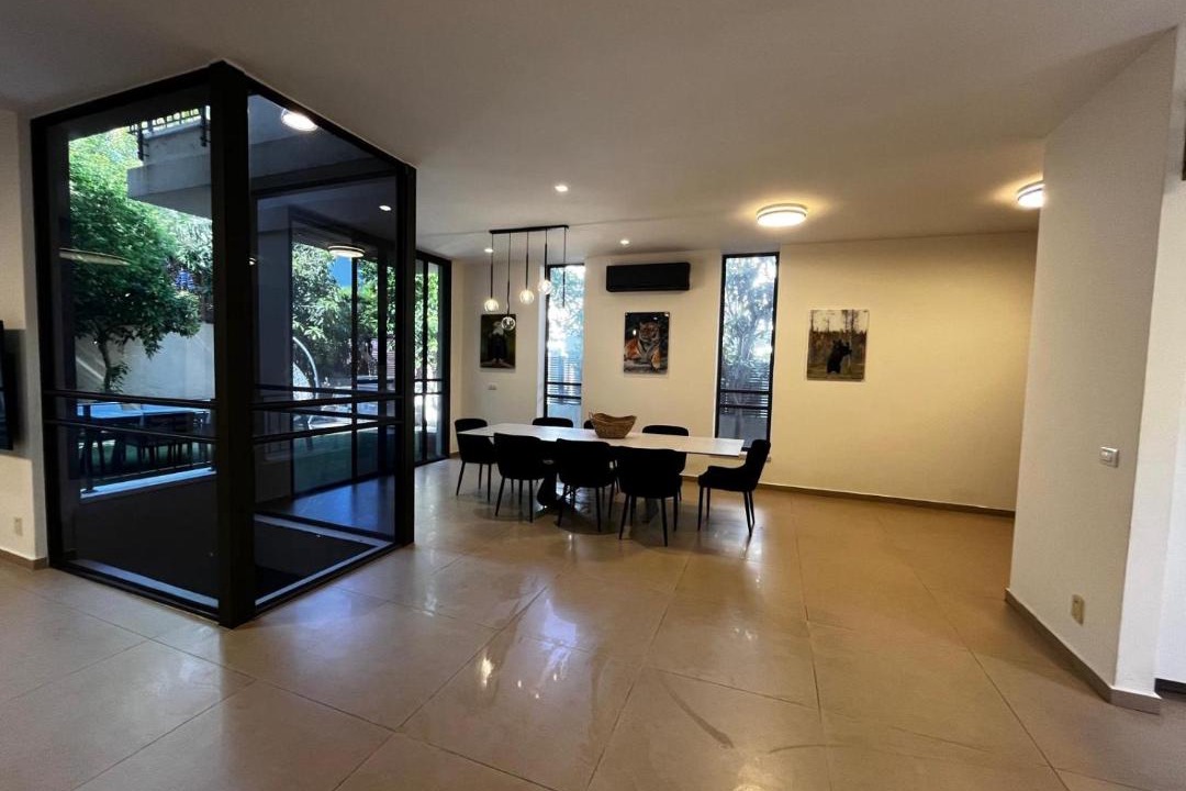 Photo of Others in Hod HaSharon