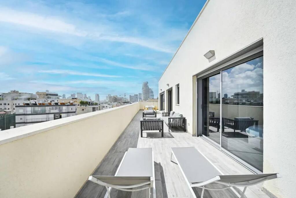 Photo of Patio Balcony in Tel Aviv