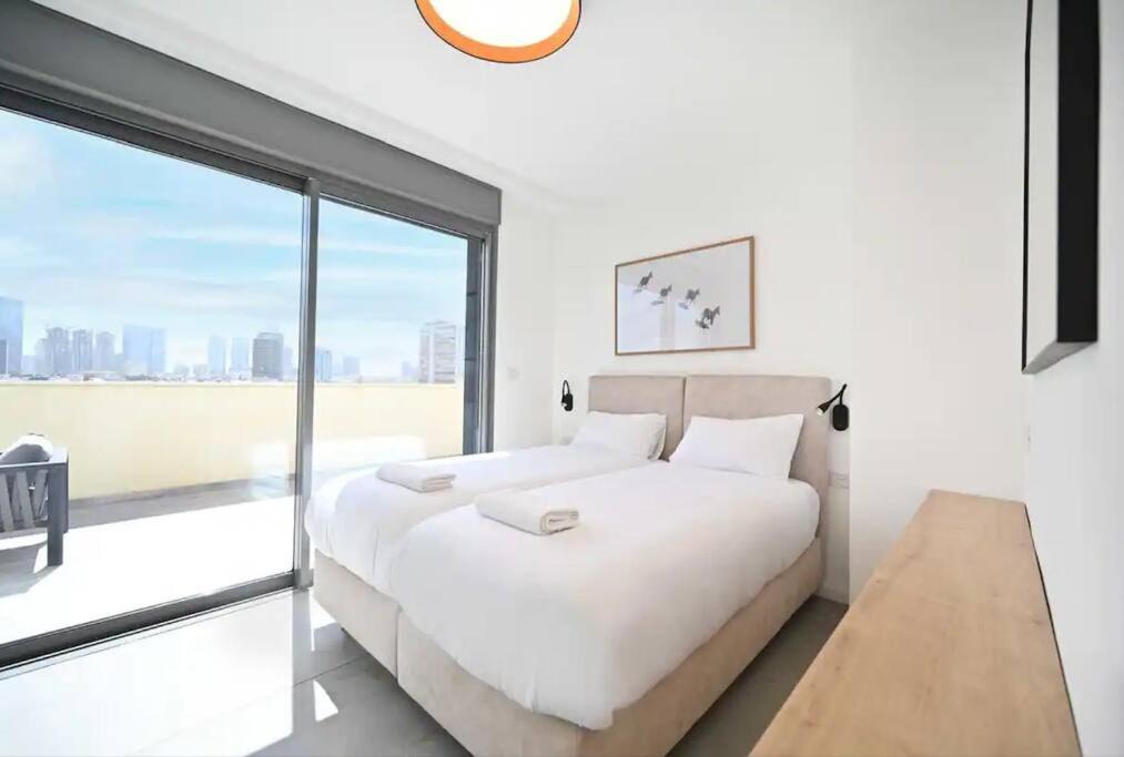 Photo of Bedroom in Tel Aviv