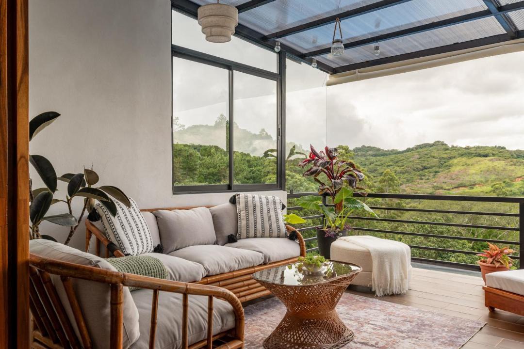 Photo of Patio Balcony in Sierra