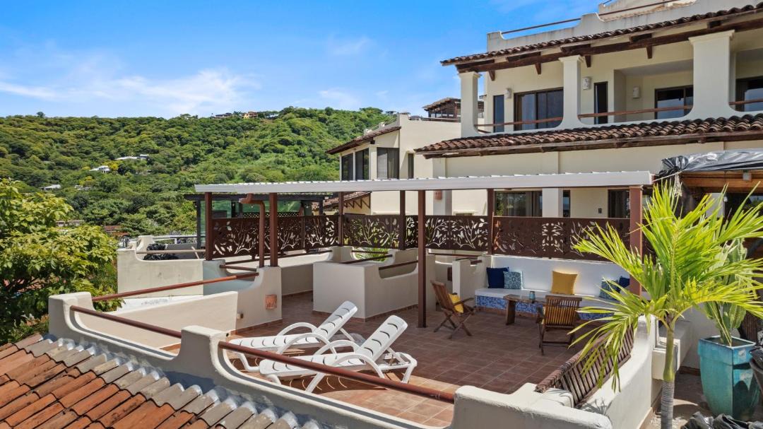 Photo of Patio Balcony in Coco Sunset Hills