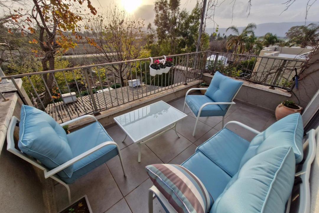 Photo of Patio Balcony in Lehavot HaBashan