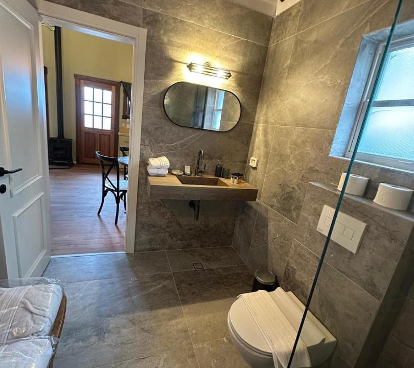 Photo of Bathroom in Odem