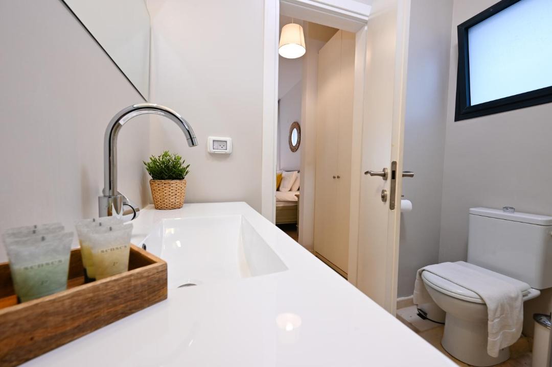 Photo of Bathroom in Migdal