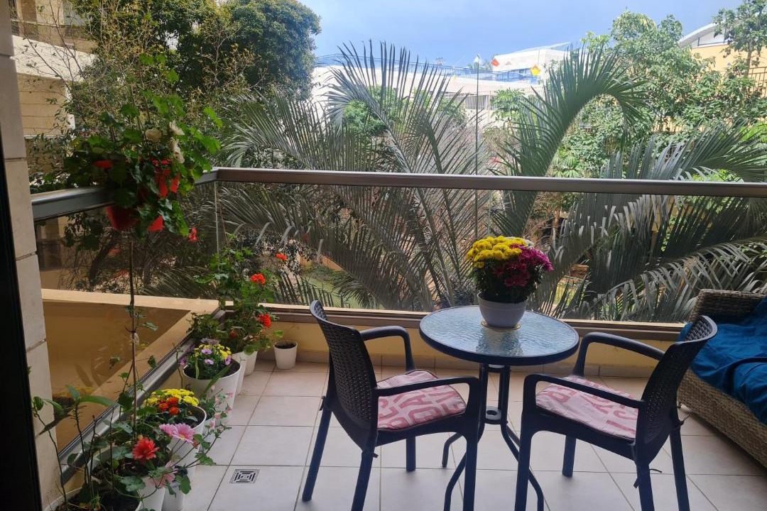Photo of Patio Balcony in Ra'ananna