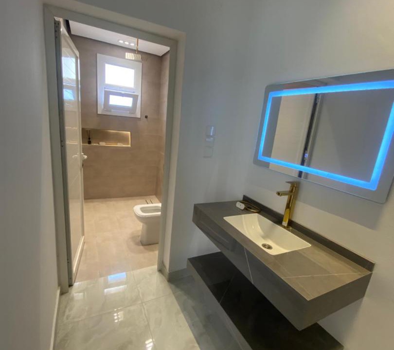 Photo of Bathroom in Mirbat