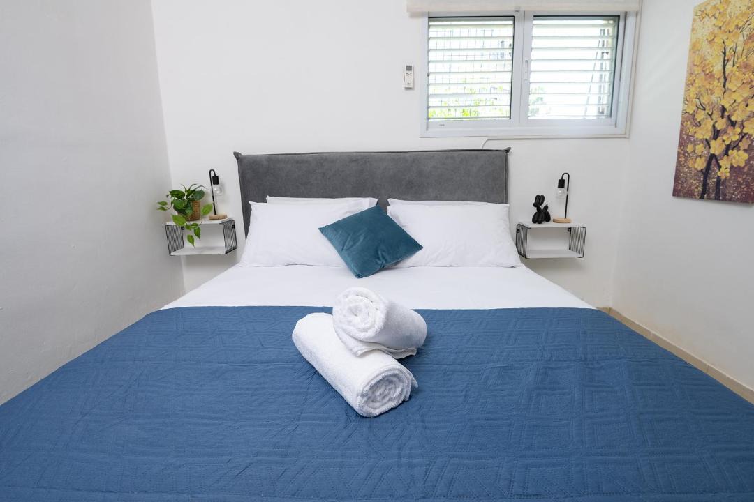 Photo of Bedroom in Giv'atayim