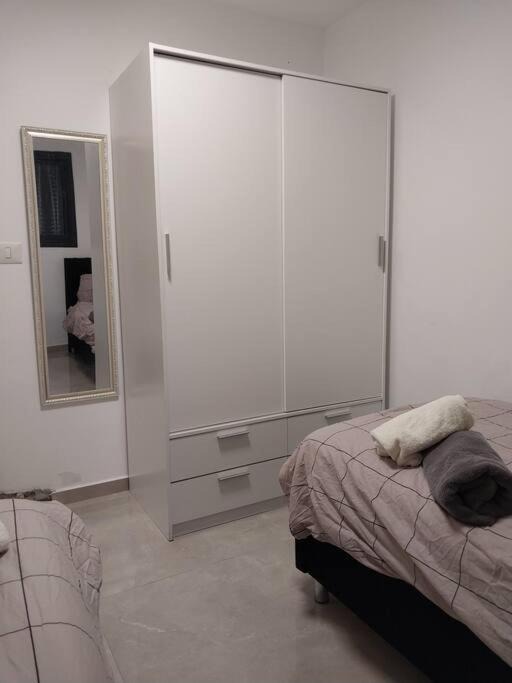 Photo of Bedroom in Bene Beraq