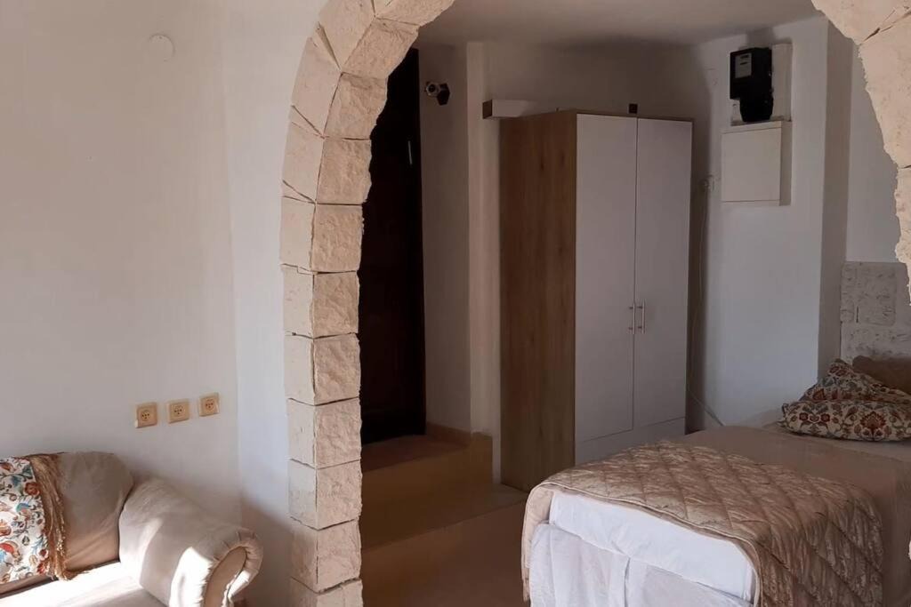 Photo of Bedroom in Safed