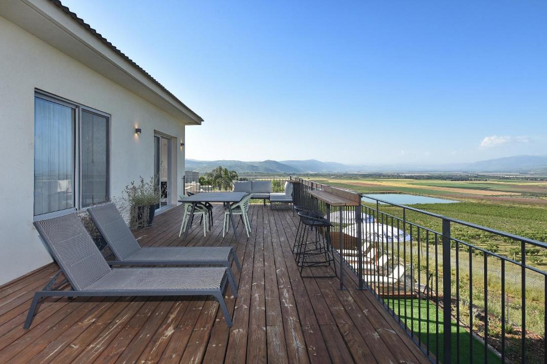 Photo of Patio Balcony in Mishmar HaYarden