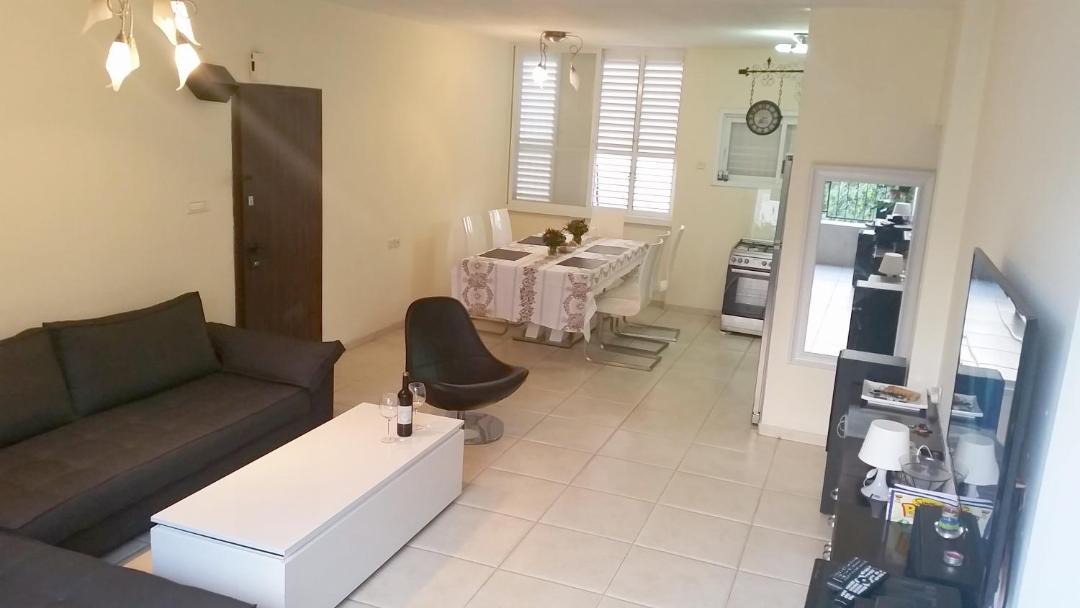 Photo of Livingroom in Ramat Gan