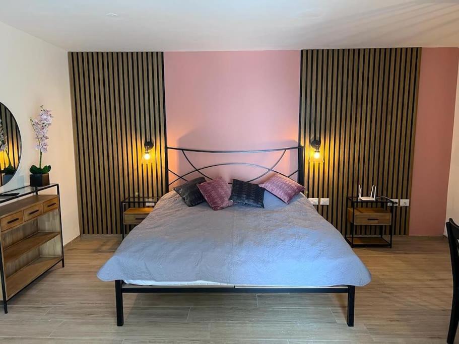 Photo of Bedroom in Safed
