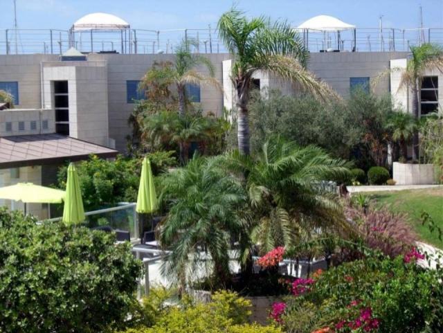 Photo of Others in Herzliya Pituach
