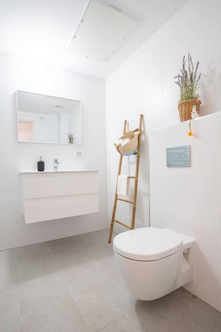 Photo of Bathroom in Nahariya