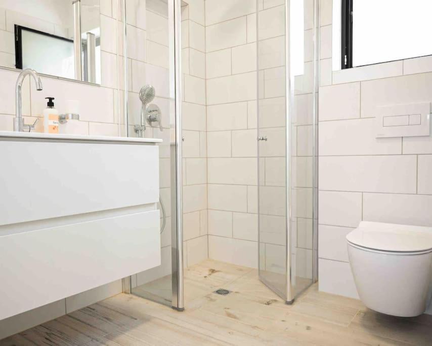 Photo of Bathroom in Gonen