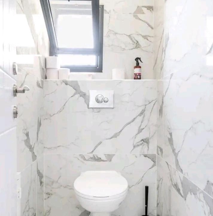 Photo of Bathroom in Hosen