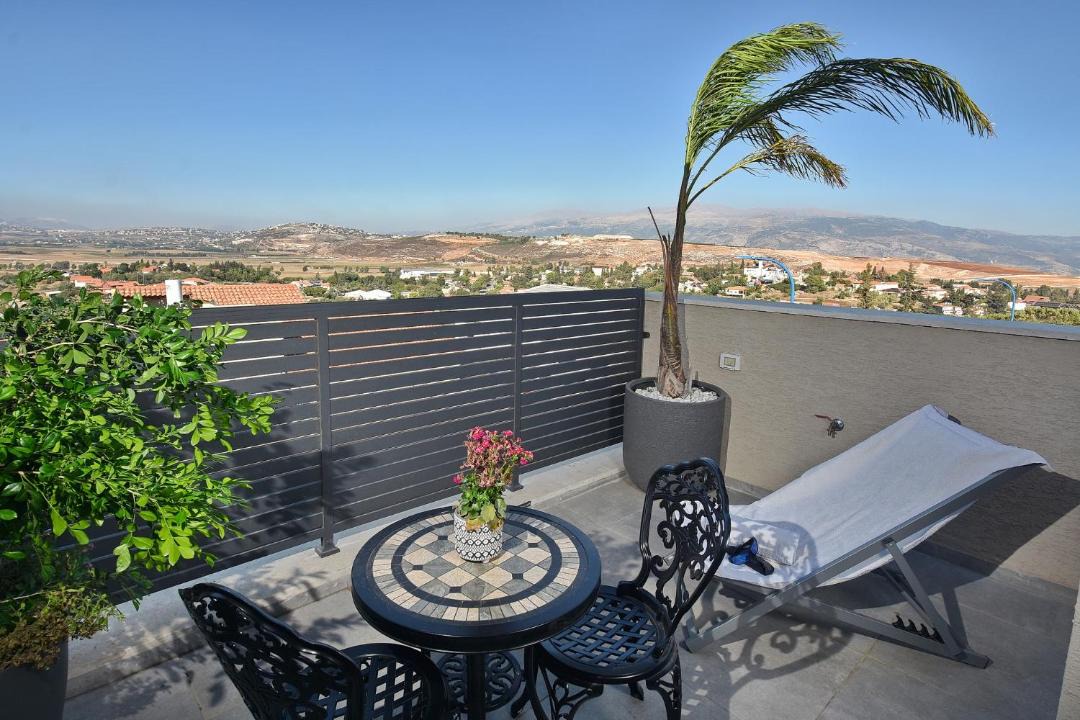 Photo of Patio Balcony in Metula