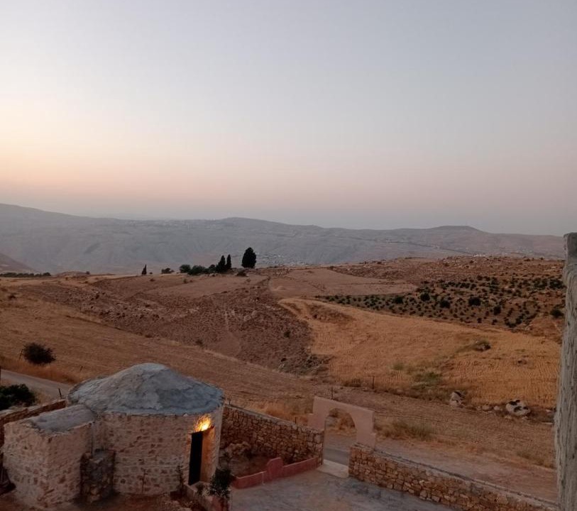 Photo of Others in Dana