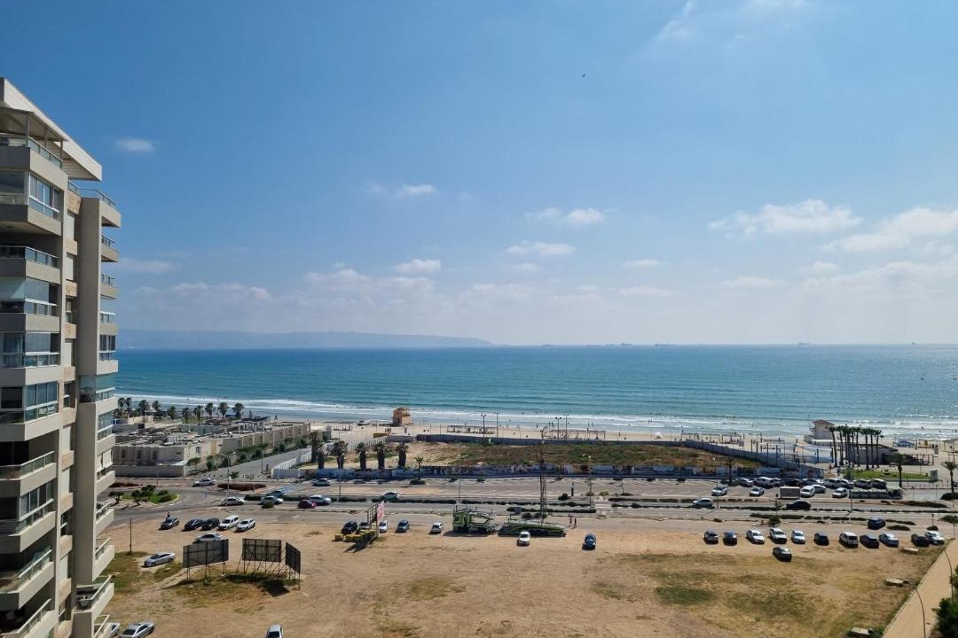 Photo of Others in Acre