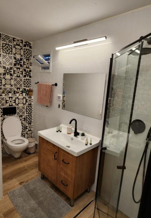 Photo of Bathroom in Rosh Pinna