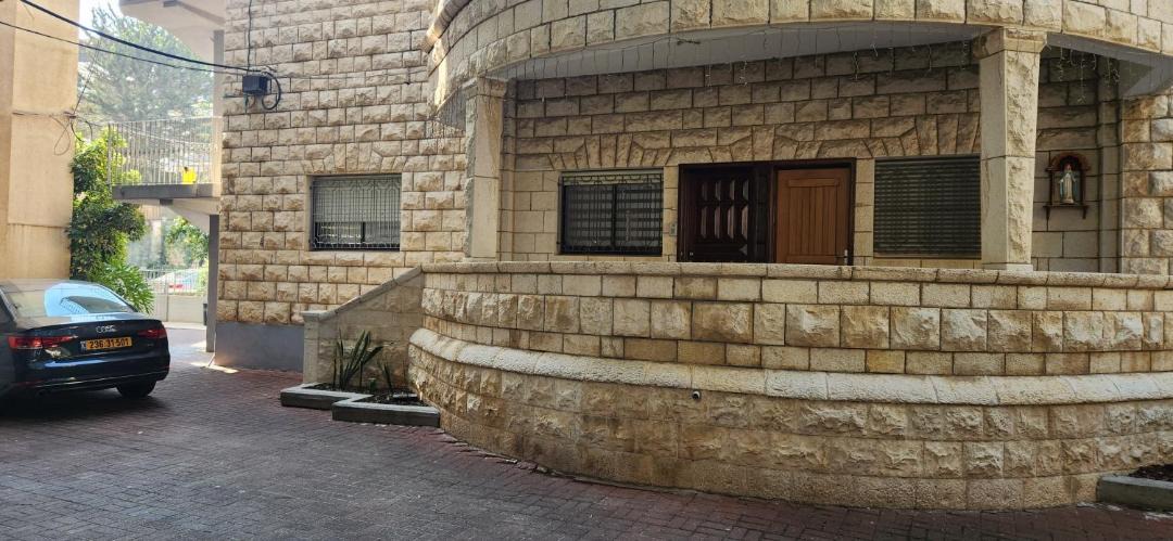 Photo of Others in Nazareth