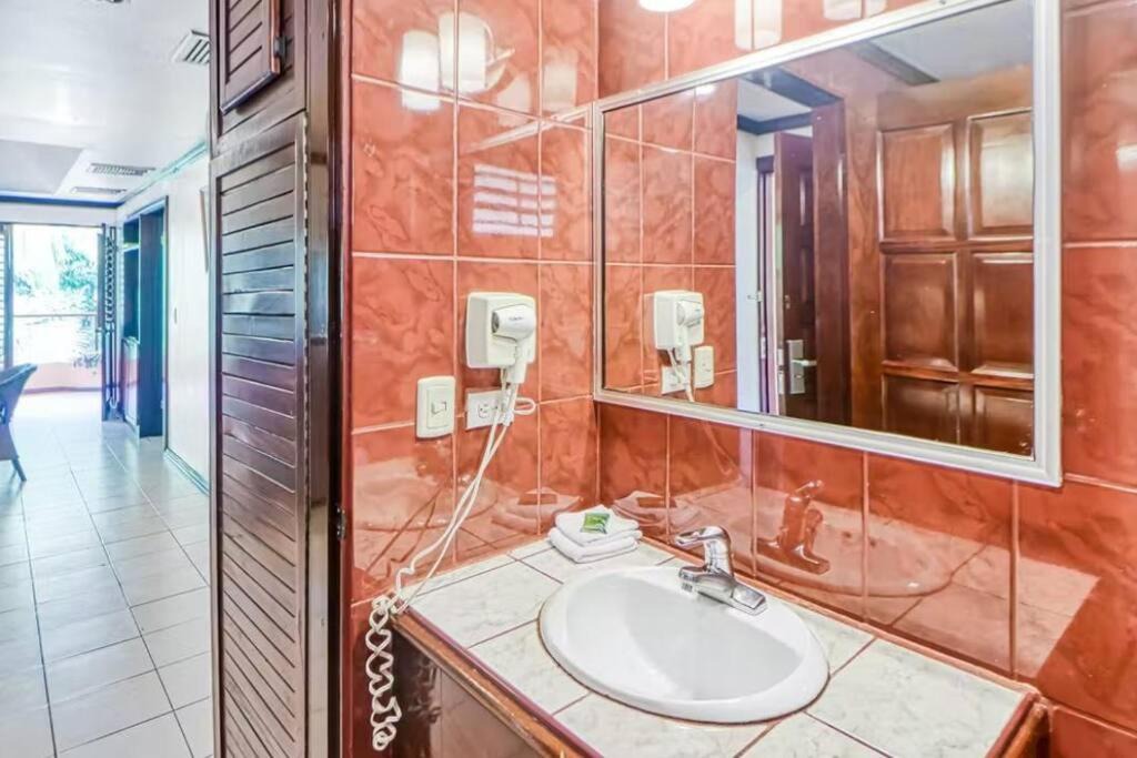 Photo of Bathroom in Damas