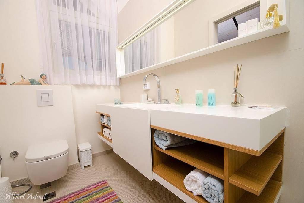 Photo of Bathroom in Rosh Pinna