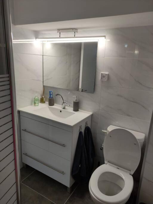 Photo of Bathroom in Karmiel