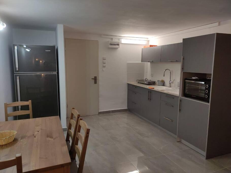 Photo of Kitchen in Karmiel