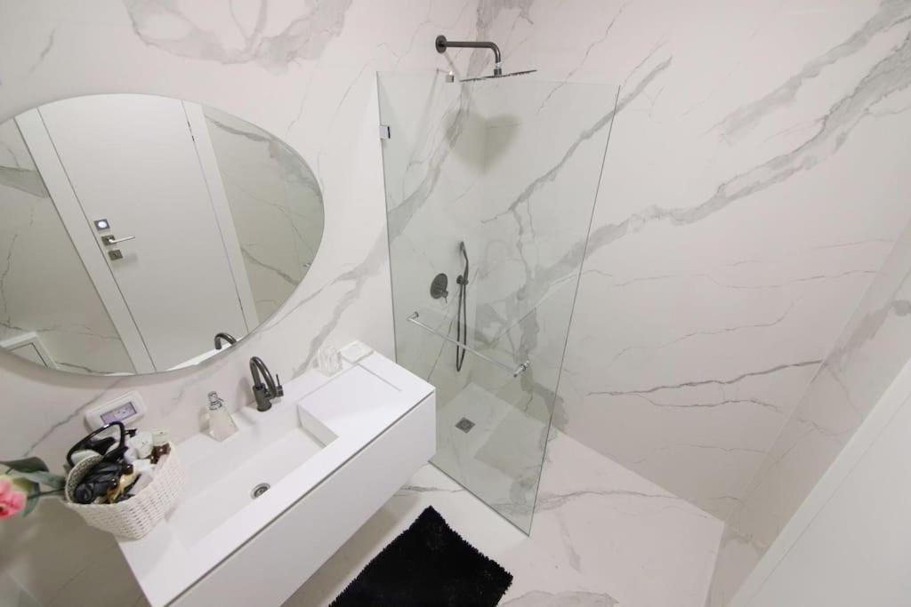 Photo of Bathroom in Jerusalem City Centre