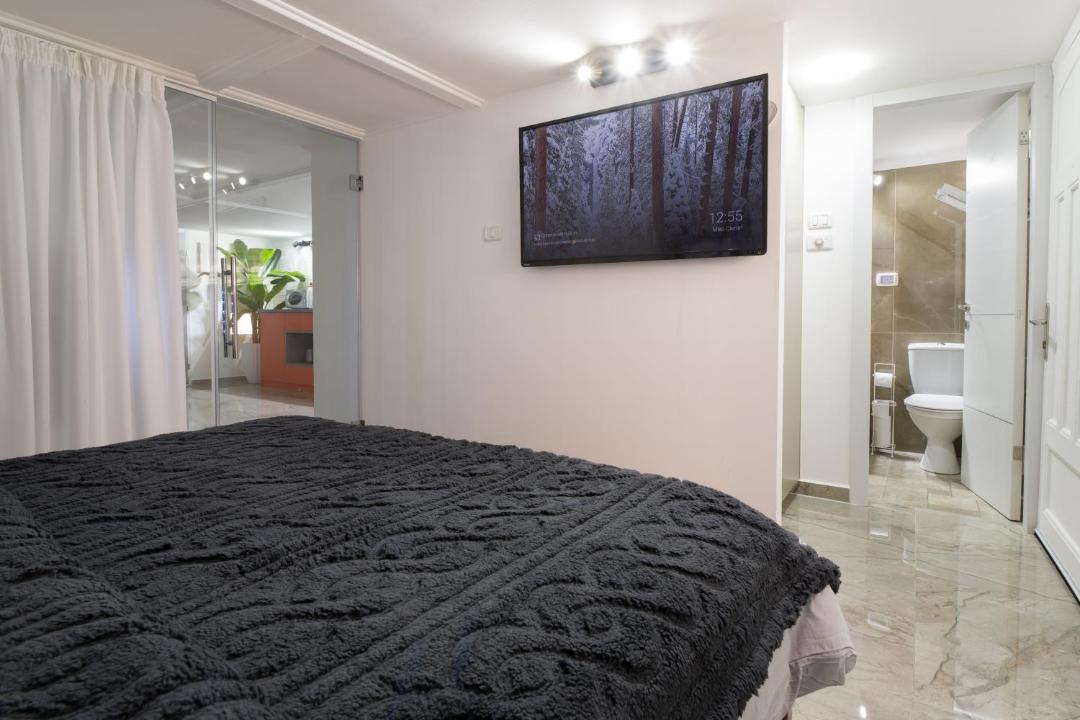 Photo of Bedroom in Haifa