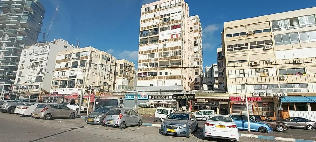 Photo of Others in Bat Yam