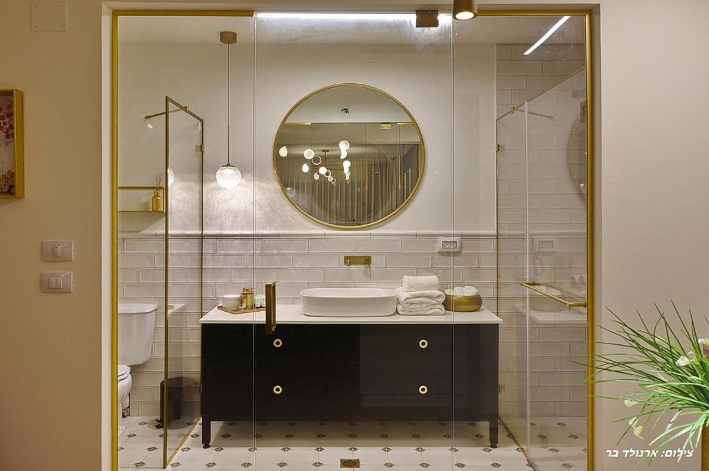 Photo of Bathroom in Manot