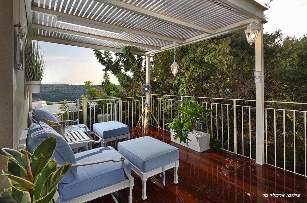 Photo of Patio Balcony in Manot