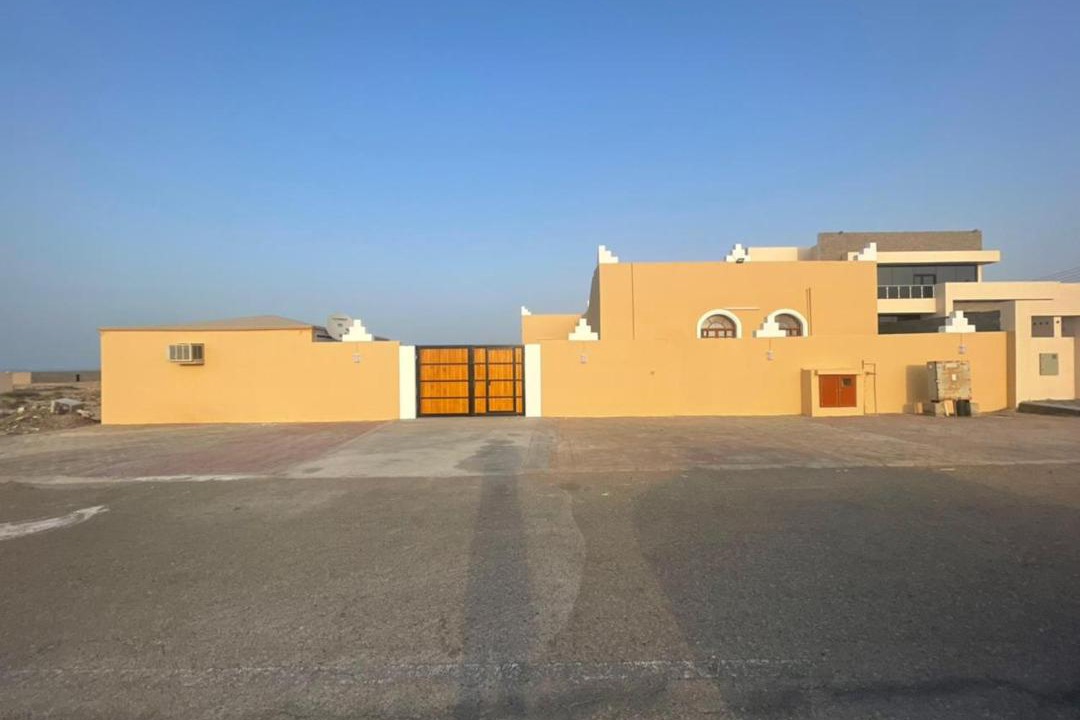 Photo of Buildings in Sur
