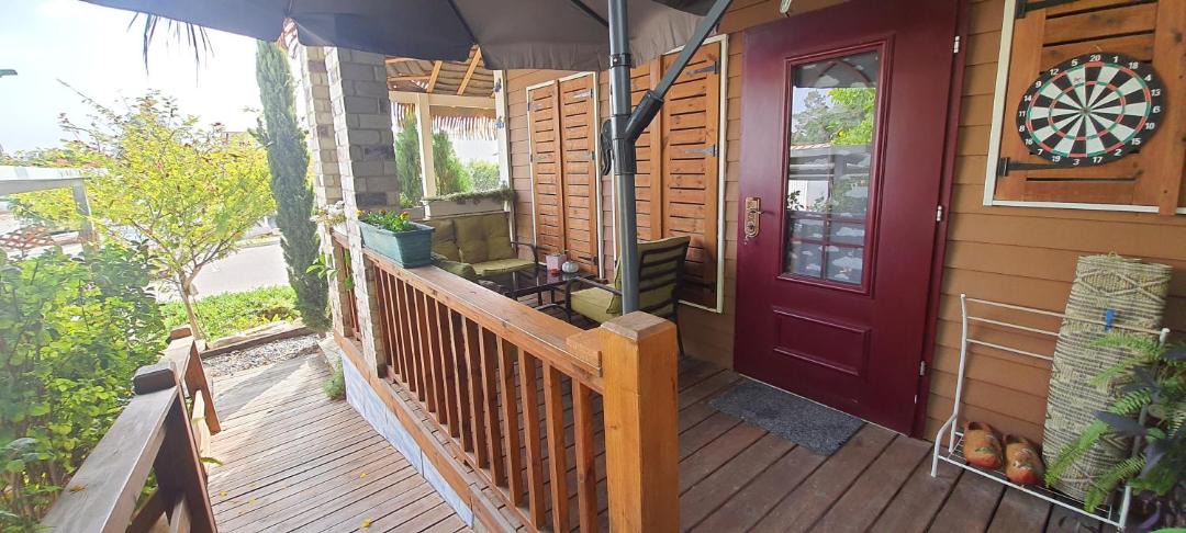 Photo of Patio Balcony in Emek HaMaayanot