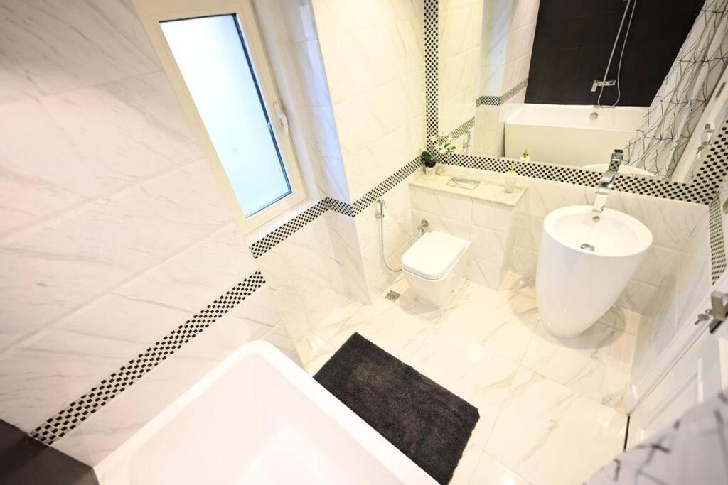 Photo of Bathroom in Downtown Dubai